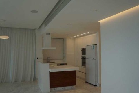 3 bedrooms Apartment in Agios Tychonas, Cyprus No. 32836 11