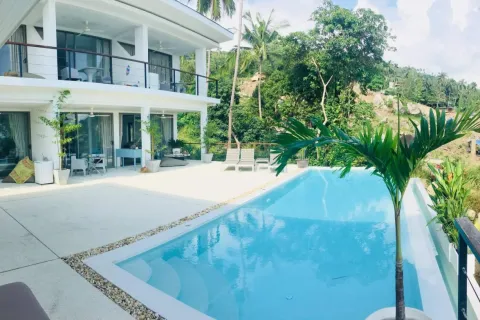 4 bedrooms Villa on the Chaweng Beach, Thailand No. 2808 13