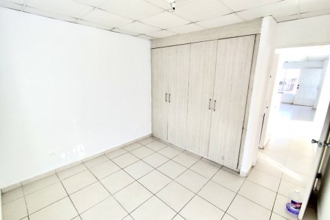 Дом с 3 спальнями в Barrio Colon, Панама №128298 5