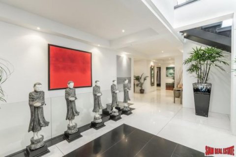 5 bedrooms Villa in Layan Beach, Thailand No. 95948 13