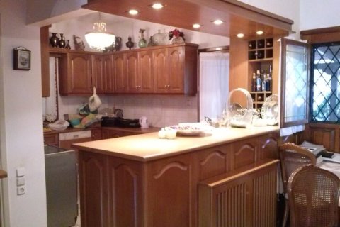 4 bedrooms Villa in Loutraki, Greece No. 51572 8