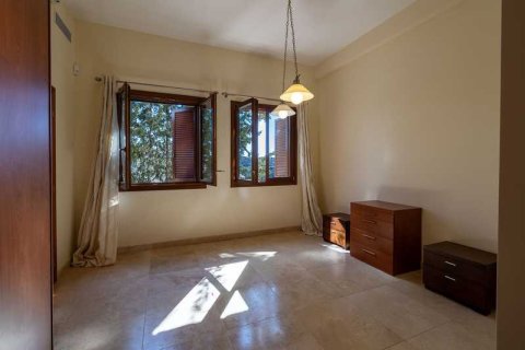 5 bedrooms House in Paphos, Cyprus No. 72798 15