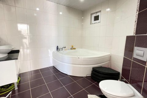 5 rooms Apartment in Tri Phuong, Vietnam No. 21437 17