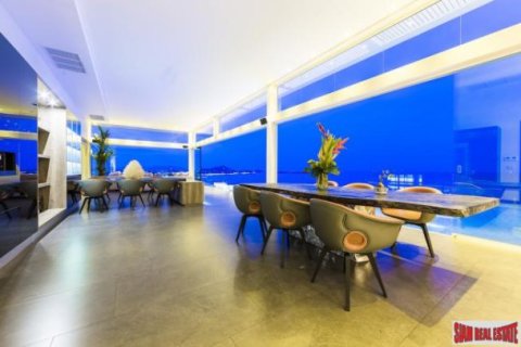 6 bedrooms Villa on the Chaweng Beach, Thailand No. 96224 15
