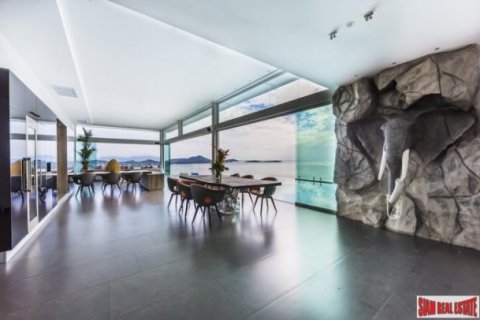 6 bedrooms Villa on the Chaweng Beach, Thailand No. 96224 18