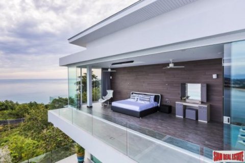 6 bedrooms Villa on the Chaweng Beach, Thailand No. 96224 9