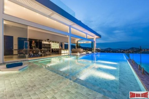 6 bedrooms Villa on the Chaweng Beach, Thailand No. 96224 17