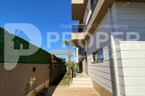 5 rooms Villa in Luong Phu, Vietnam No. 21800 2