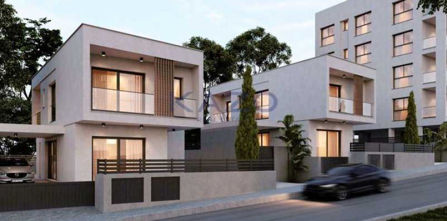 3 dormitorios Villa en Agios Athanasios, Cyprus No. 65523