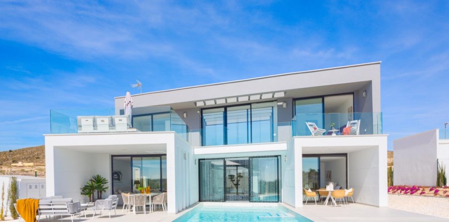 4 bedrooms Villa in Tri Nang, Vietnam No. 111515