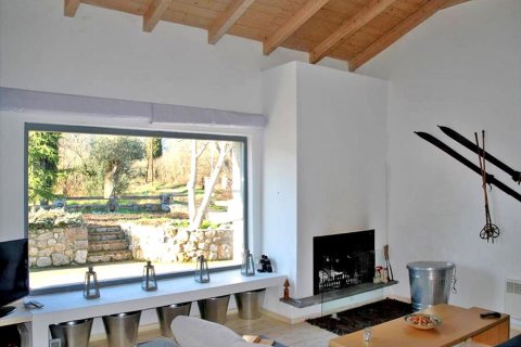 Дом с 3 спальнями в Беотия, Греция №59393 2