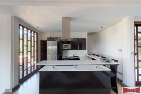 5 bedrooms Villa in Kamala, Thailand No. 97229 12