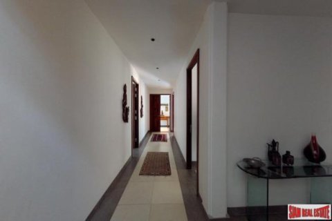 5 bedrooms Villa in Kamala, Thailand No. 97229 18