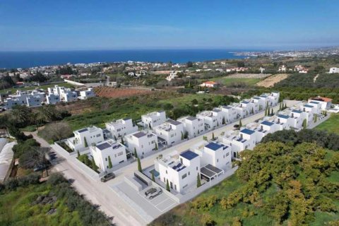 4 bedrooms House in Kissonerga, Cyprus No. 100394 1