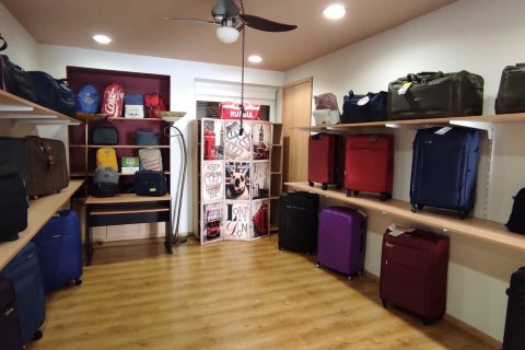 312m² Building in Athens, Greece No. 56359 6