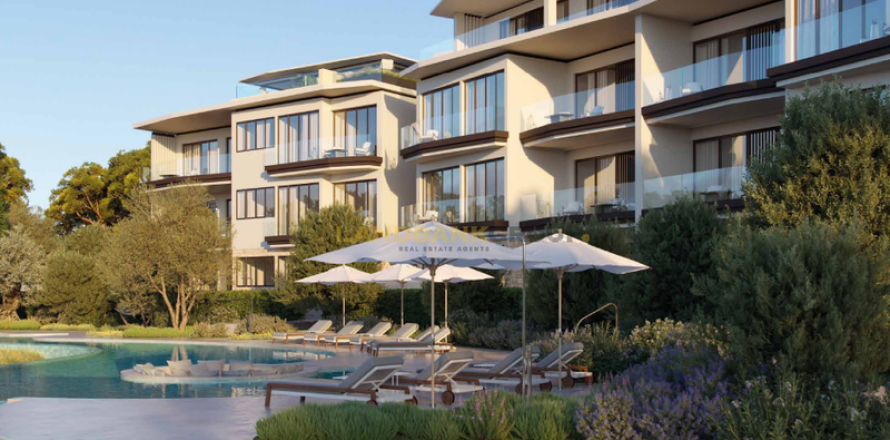 4 bedrooms Apartment in Tserkezoi, Cyprus No. 82450