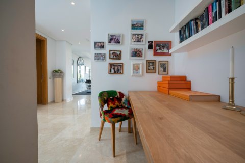 3 bedrooms Apartment in Tan Xuan, Vietnam No. 27537 4