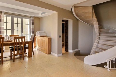 Вилла с 3 спальнями в Антиб, Франция №67348 11