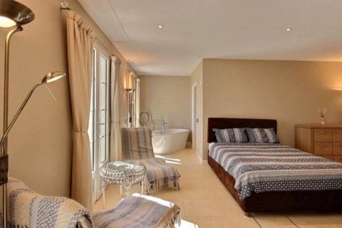 Вилла с 3 спальнями в Антиб, Франция №67348 12