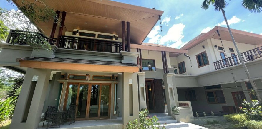 4 bedrooms House in Chiang Mai, Thailand No. 97769