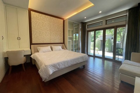 4 bedrooms House in Chiang Mai, Thailand No. 97769 11