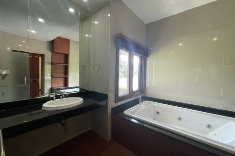 4 bedrooms House in Chiang Mai, Thailand No. 97769 9