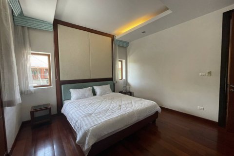 4 bedrooms House in Chiang Mai, Thailand No. 97769 14