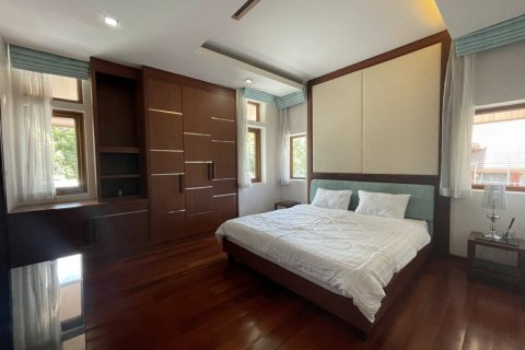 4 bedrooms House in Chiang Mai, Thailand No. 97769 16