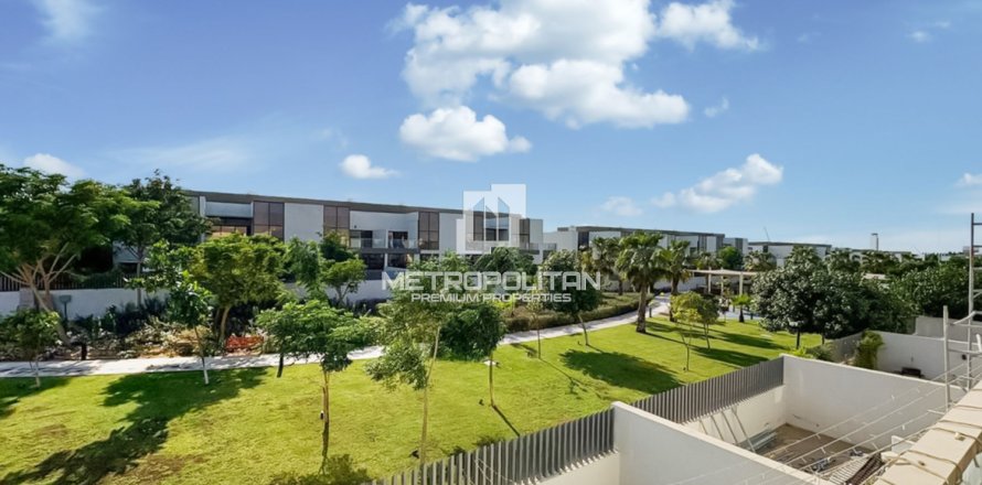 4 bedrooms Townhouse in Mohammed Bin Rashid City, UAE No. 119093