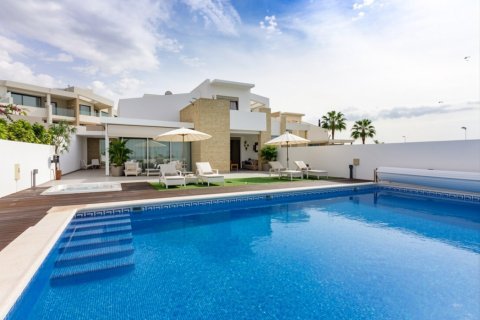 3 dormitorios Villa en  Tenerife, Spain No. 129463