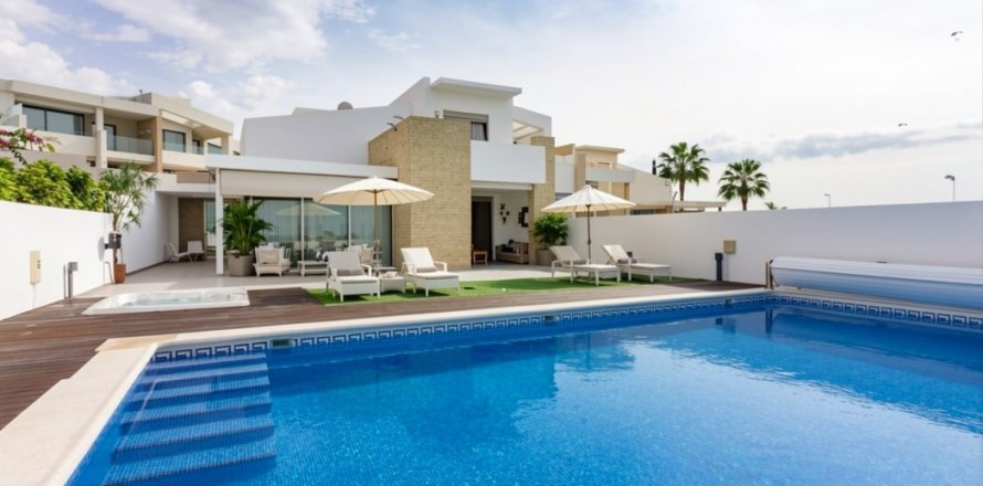 3 dormitorios Villa en  Tenerife, Spain No. 129463