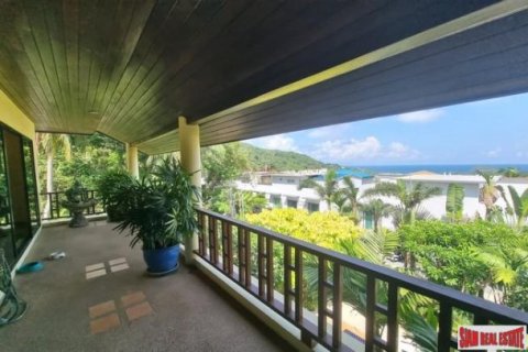 3 bedrooms Villa in Kata, Thailand No. 96357 1