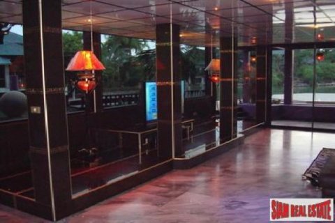 4 bedrooms House in Jomtien Beach, Thailand No. 96478 4