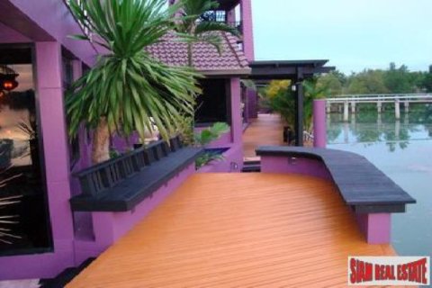 4 bedrooms House in Jomtien Beach, Thailand No. 96478 6