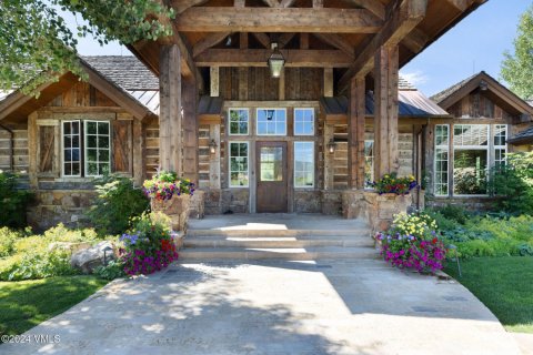 8 bedrooms House in Edwards, USA No. 71503 28