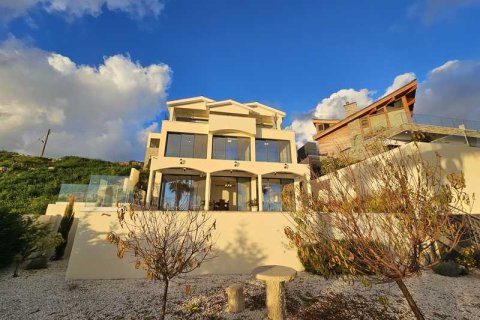 4 bedrooms Villa in Geroskípou, Cyprus No. 78018 1