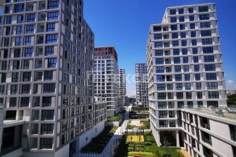 4 bedrooms Apartment in Istanbul, Turkey No. 11158