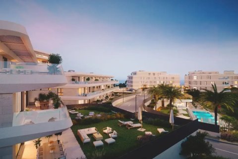3 dormitorios Apartment en Estepona, Spain No. 111892