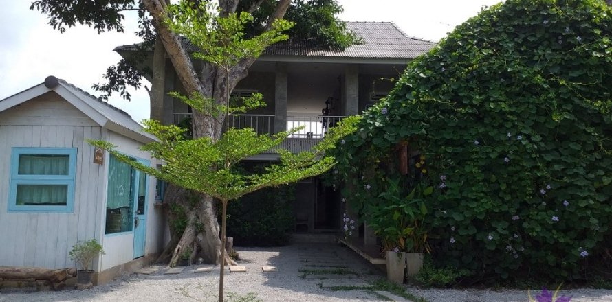 6 bedrooms House in Chiang Mai, Thailand No. 97675