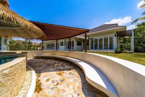 7 bedrooms Land in Hua Hin, Thailand No. 97343 20