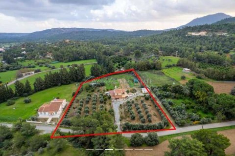 3 bedrooms House in Pyrga, Cyprus No. 79649 3