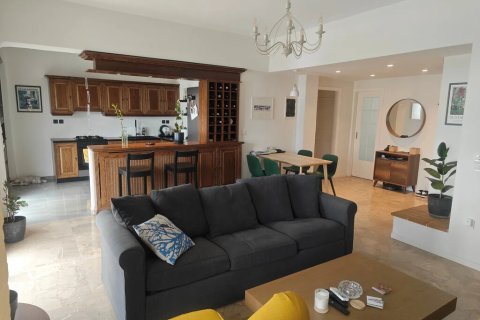 2 bedrooms Apartment in Athens, Greece No. 120954 3