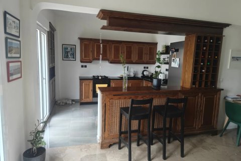 2 bedrooms Apartment in Athens, Greece No. 120954 18