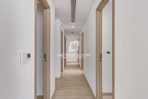 3 bedrooms Apartment in Hoa Minh, Vietnam No. 89819 10