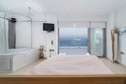 4 bedrooms Villa in Agios Nikolaos, Greece No. 56009 17