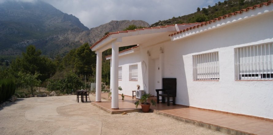 3 bedrooms Villa in Finestrat, Spain No. 116560