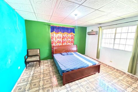 3 dormitorios House en Juan Demóstenes Arosemena, Panama No. 123581 7