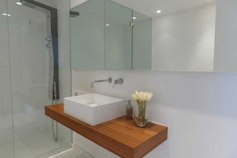 3 bedrooms Apartment in Germasogeia, Cyprus No. 32838 4