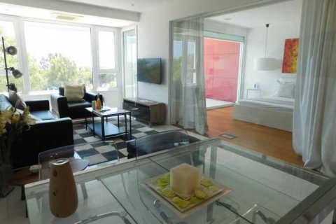 3 bedrooms Apartment in Germasogeia, Cyprus No. 32838 11