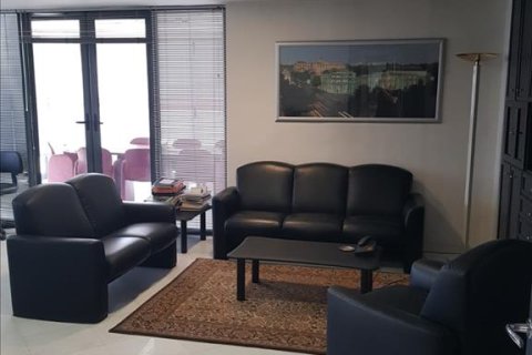 440m² Commercial property in Kalamaria, Greece No. 57689 25